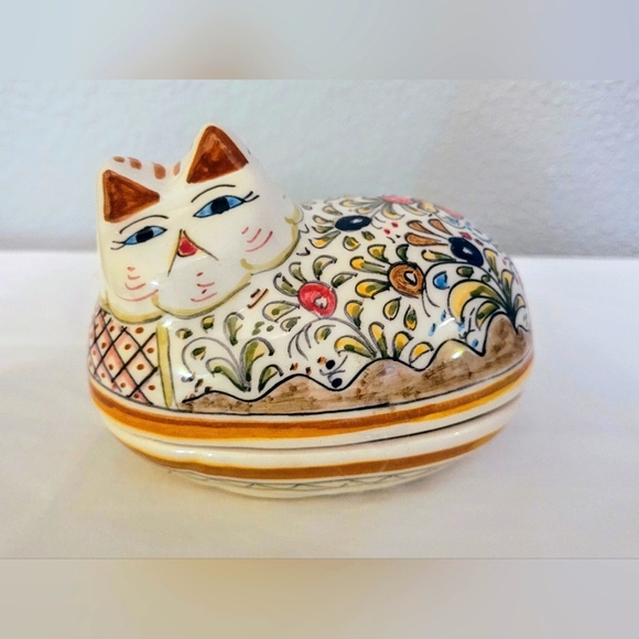 Cat pottery - Picture 2 of 7